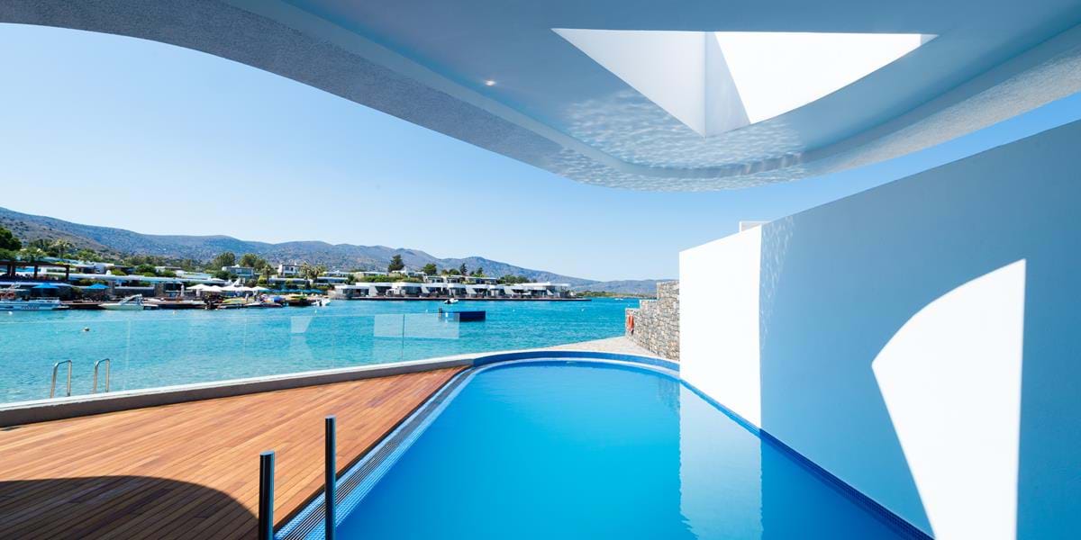 The Executive Villa with Private Heated* Pool (Отдельные две спальни и две гостиные)