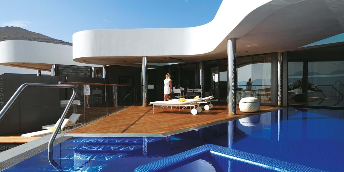 Yachting Villa with a Gym and a Private Heated Pool