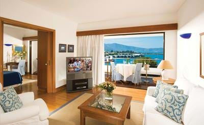 Deluxe Hotel Suites Sea View  (One Bedroom & Sitting Room Separate)