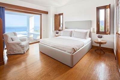 Premium Hotel Suite Sea View