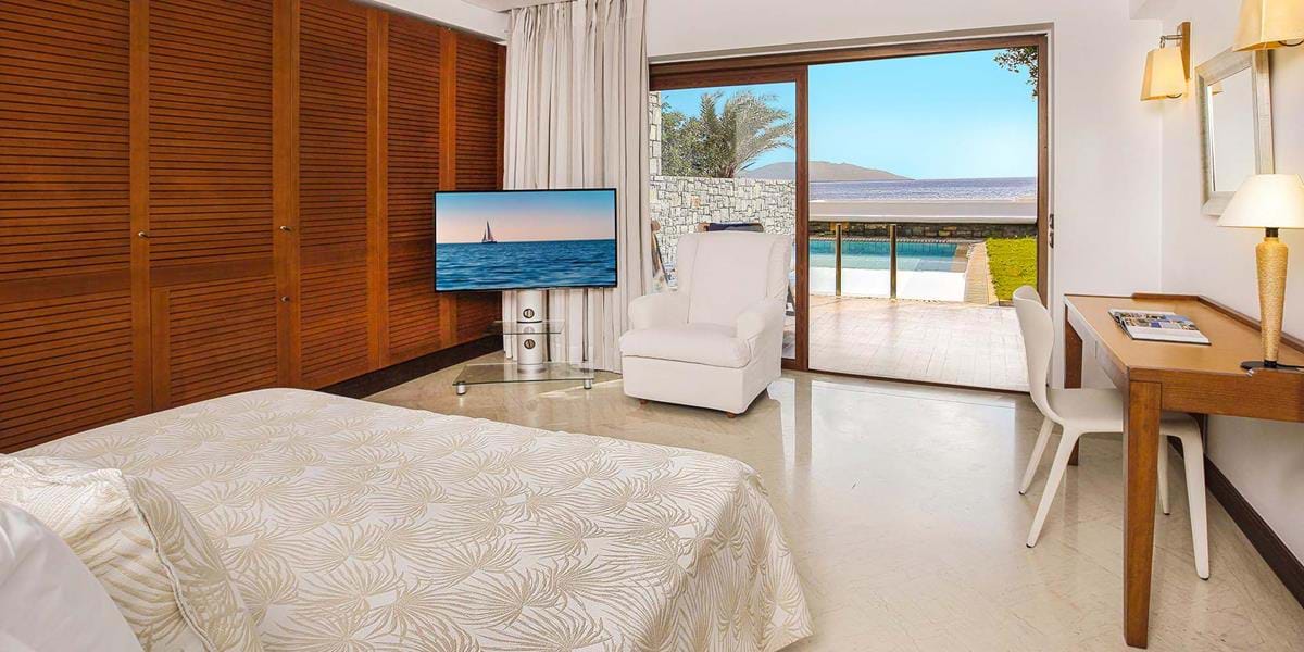 Luxury Bungalows Sea View with Private Heated Pool