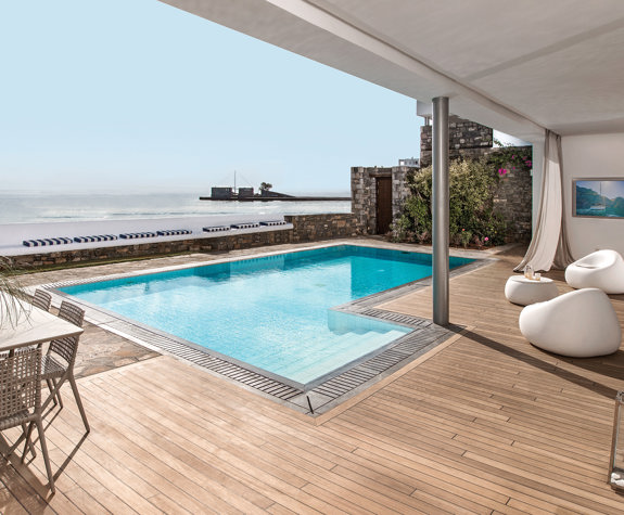 The Grand Villa Waterfront With Private Heated Pool4