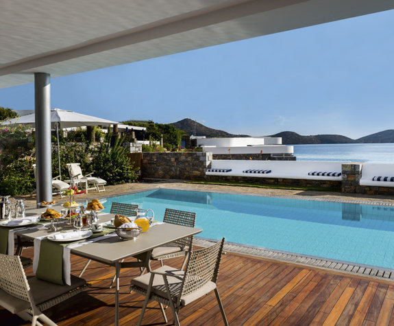 Grant Villa Waterfront Private Heated Pool13