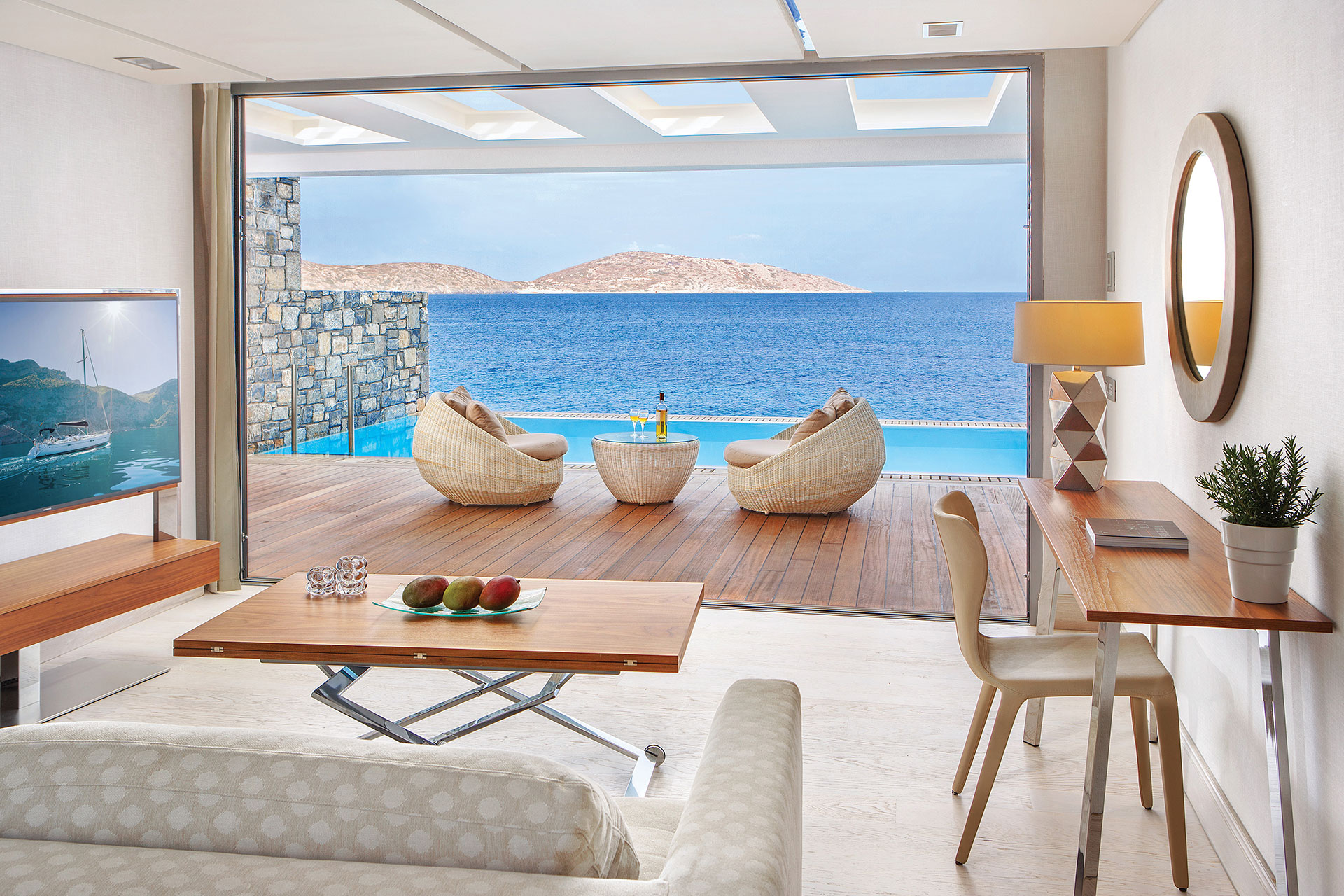 Elounda Beach Premium Waterfront Junior