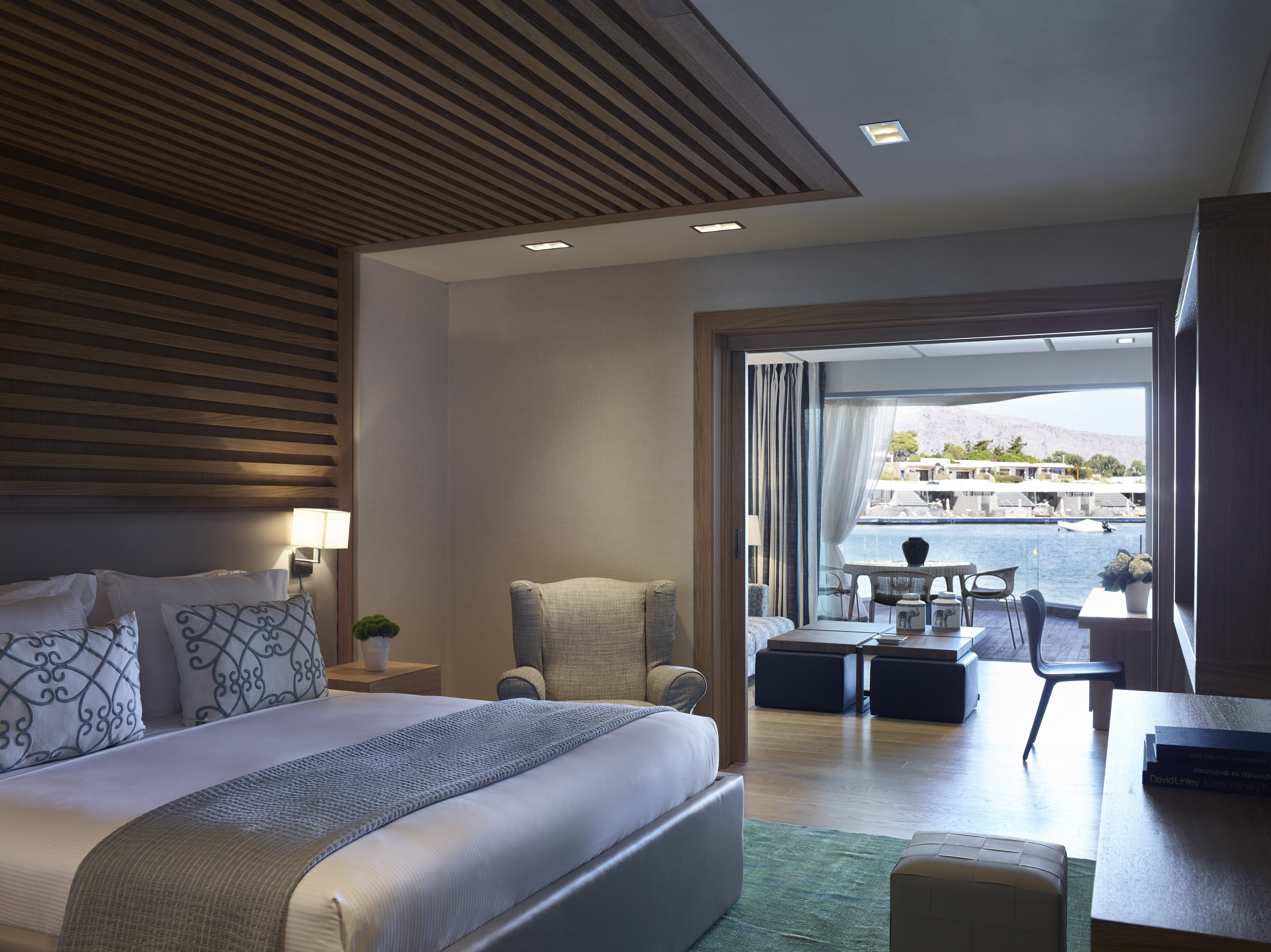 Executive Bungalow Suites Waterfront 1