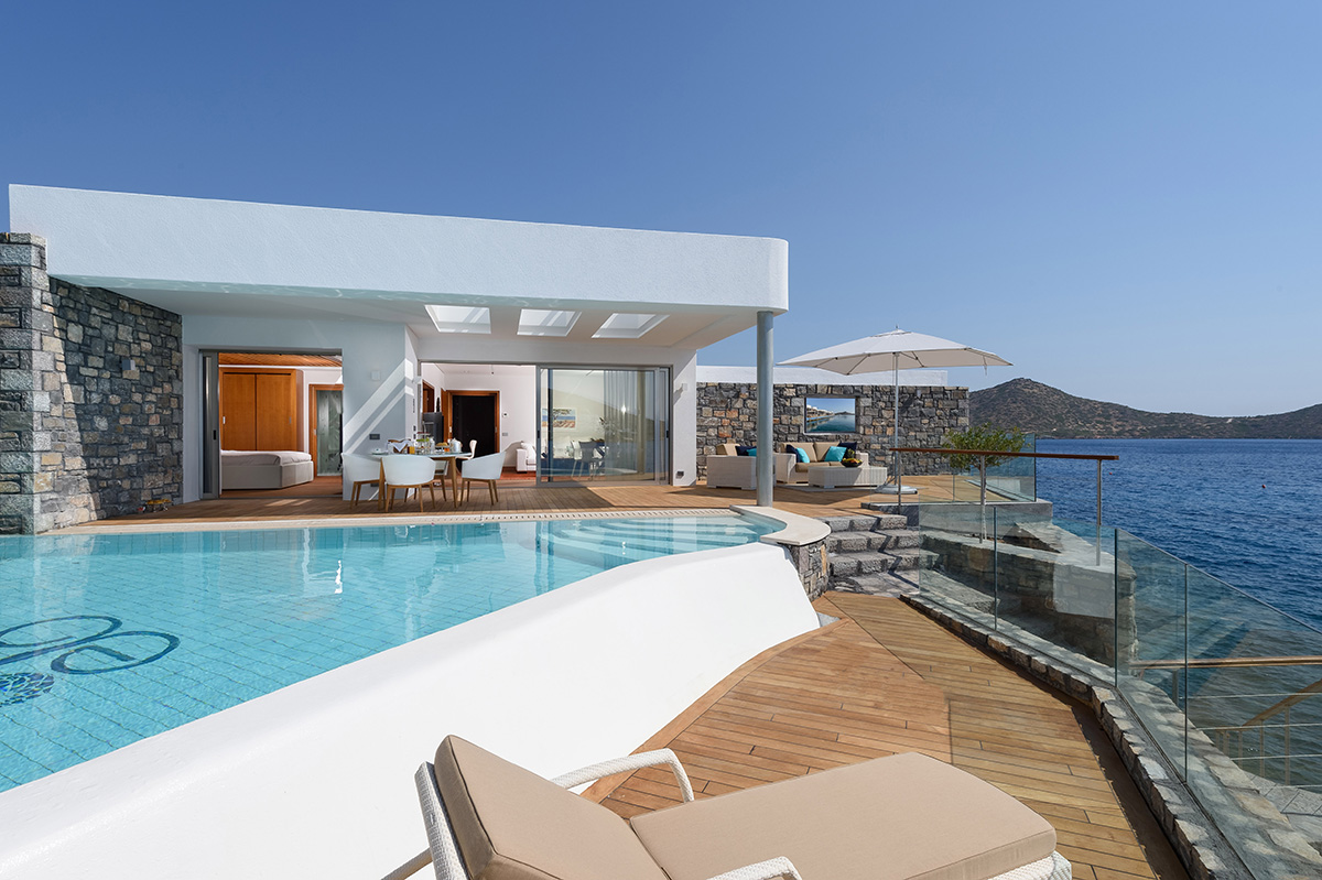 The Presidential Villa Waterfront With Private Pool Exterior 4