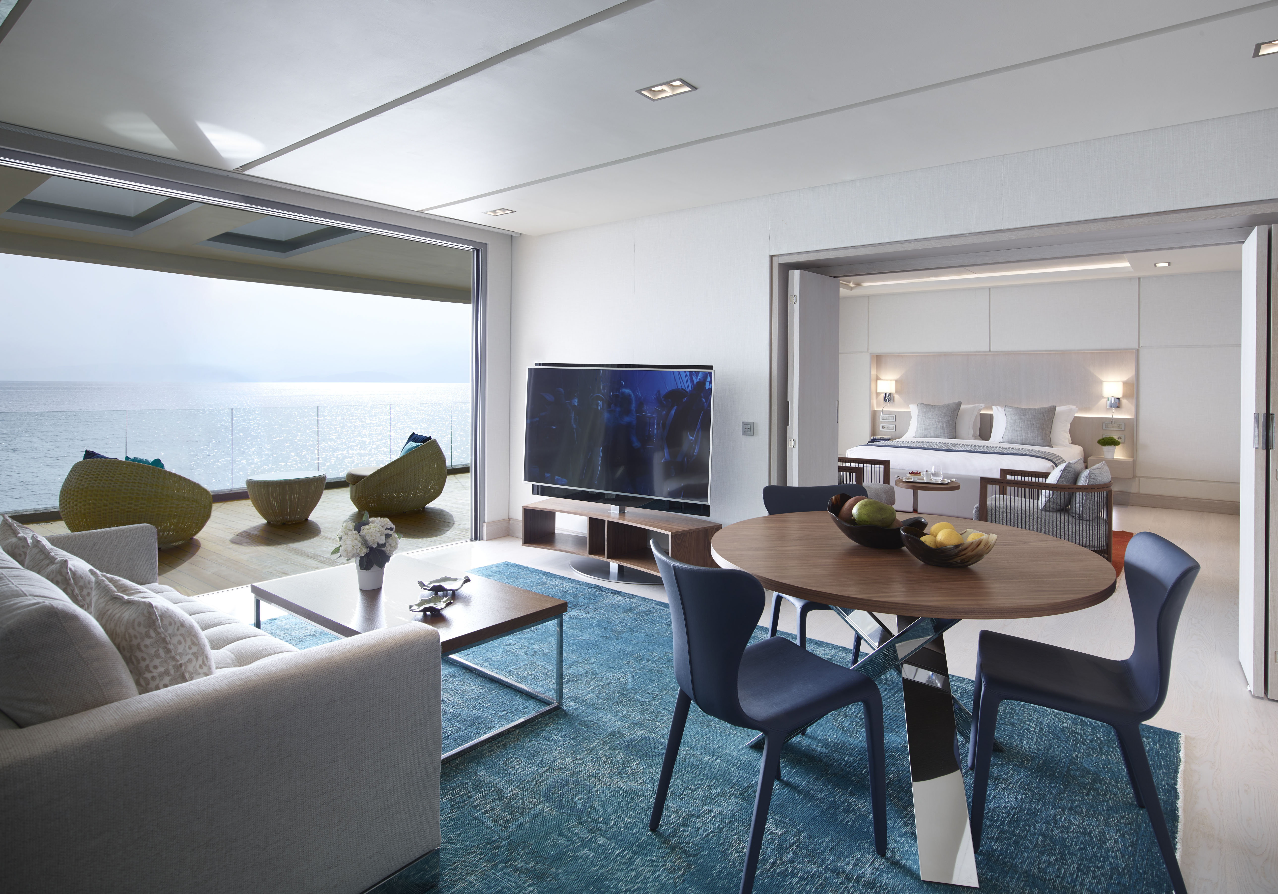 Premium Junior Suites Waterfront 1