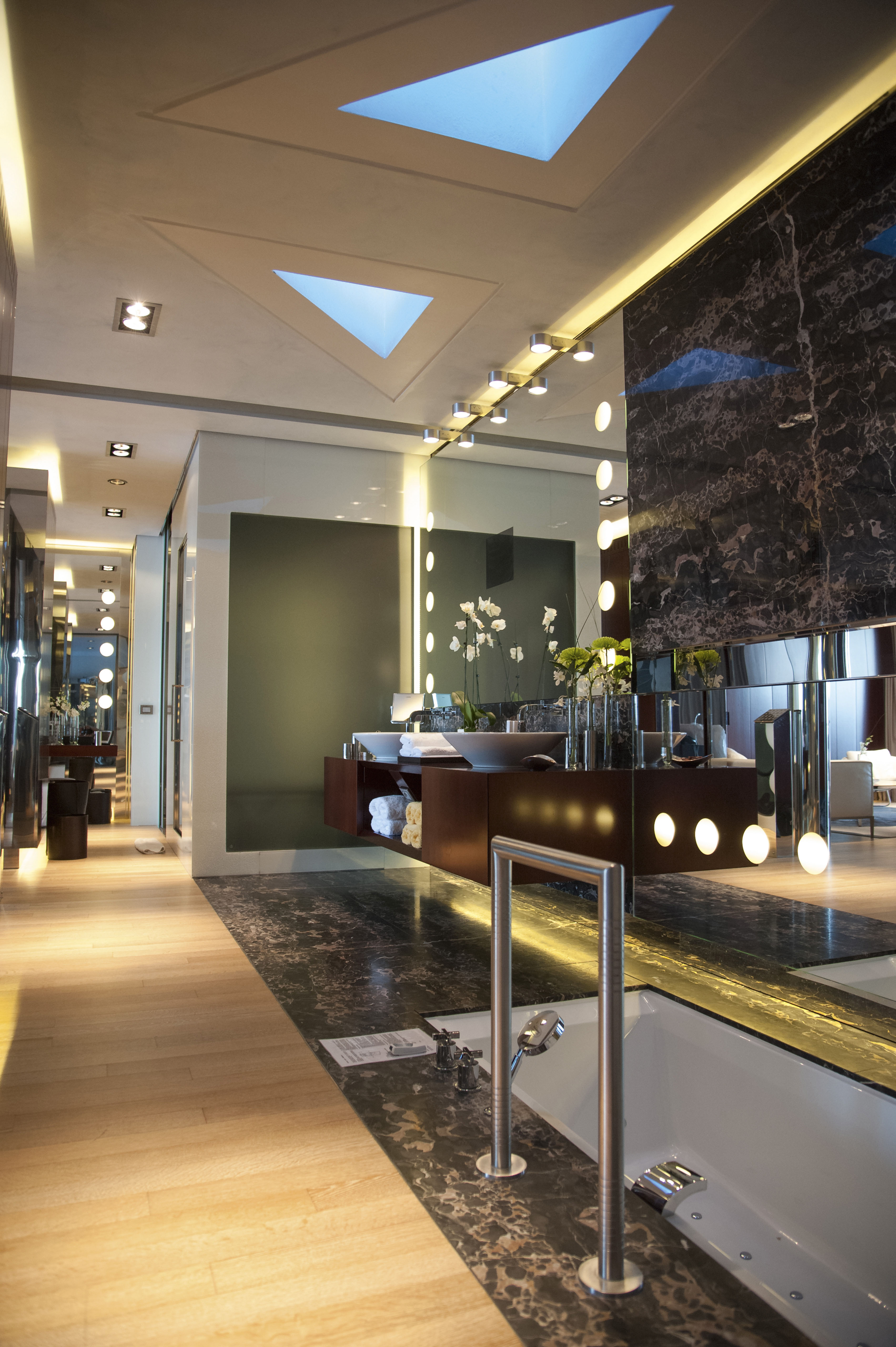 Wellness Yachting Villa Waterfront1